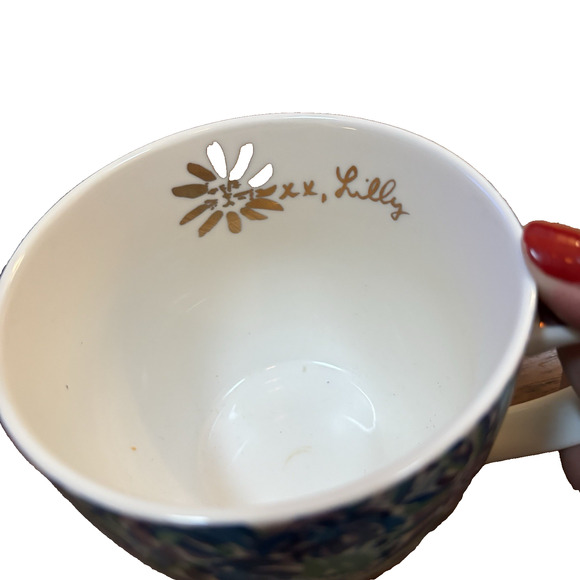 Lilly Pulitzer Set of 2 Ceramic 12 oz Coffee Tea Cups Blue Floral Lion Gold Trim - Picture 7 of 9